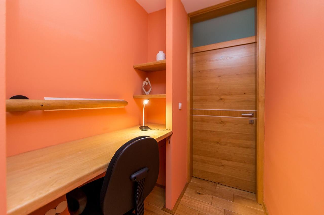 Apartman Bruna Self Check-In โอซีเยก ภายนอก รูปภาพ