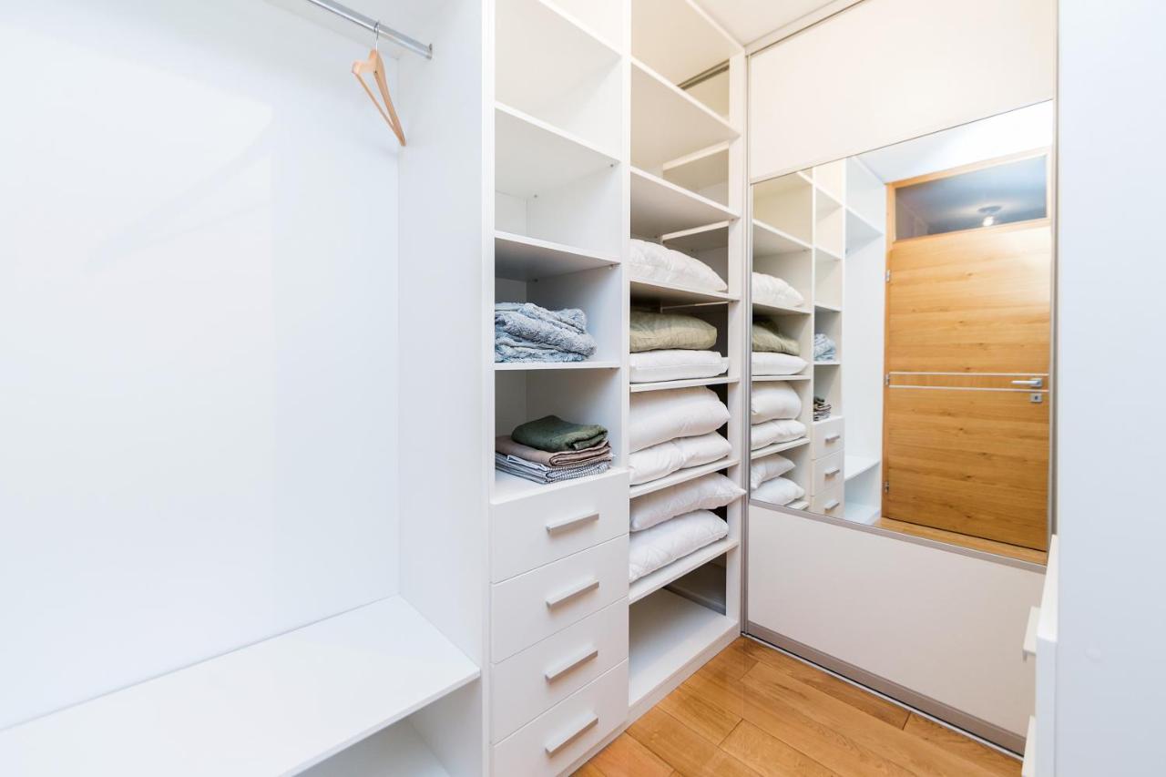 Apartman Bruna Self Check-In โอซีเยก ภายนอก รูปภาพ