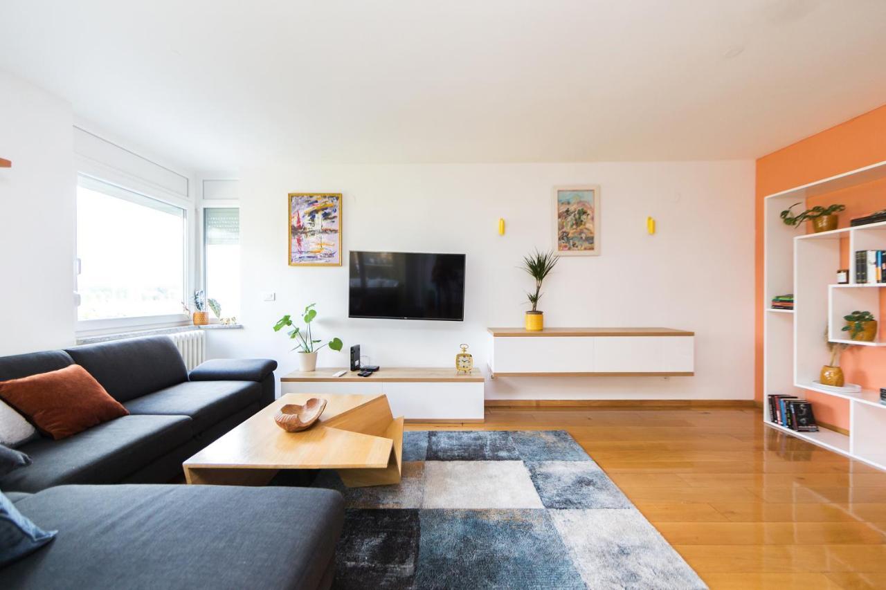 Apartman Bruna Self Check-In โอซีเยก ภายนอก รูปภาพ